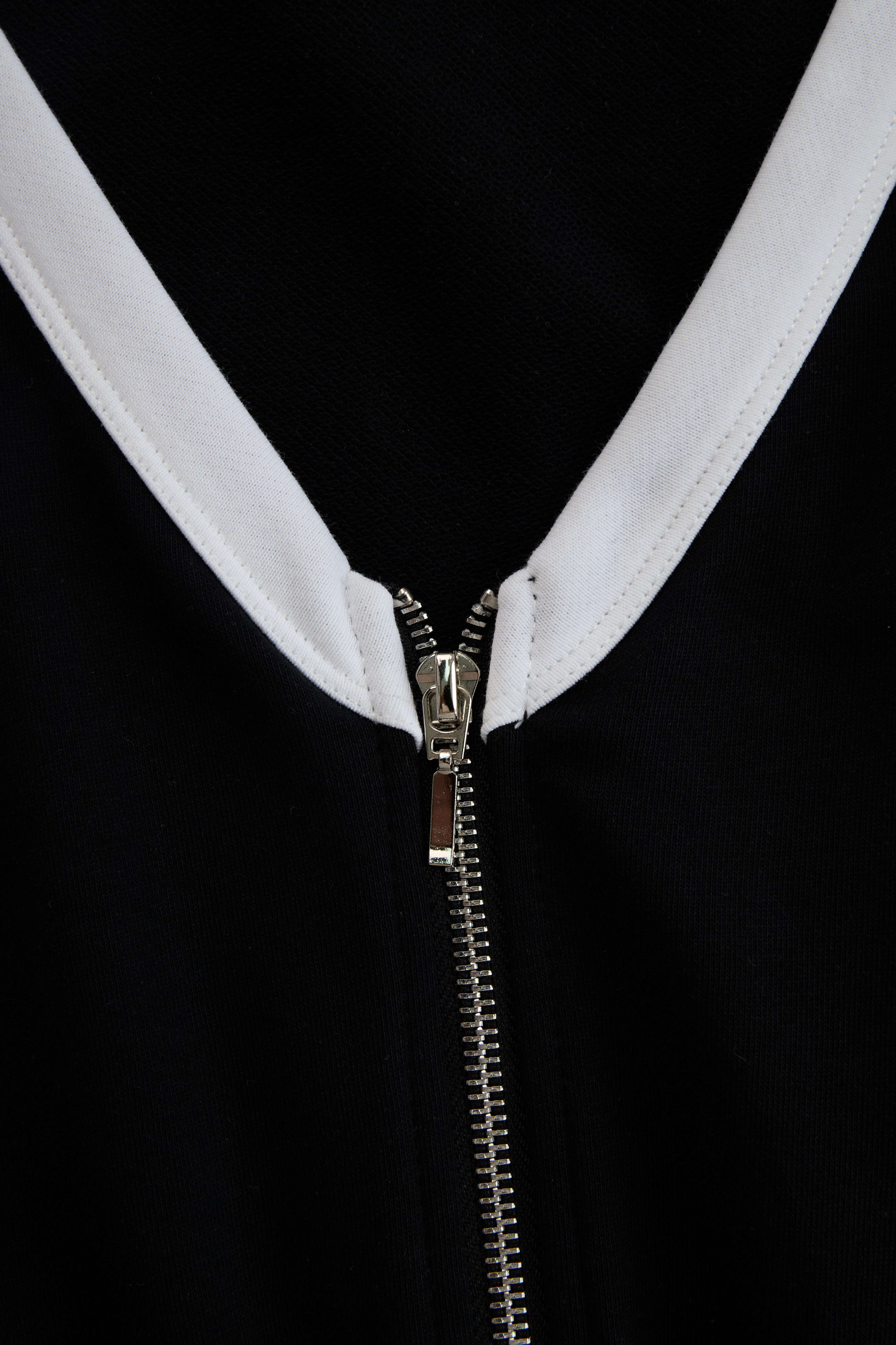 Casual Retro Sporty Black And White Color-blocked V-neck Half-zip Jumpsuit