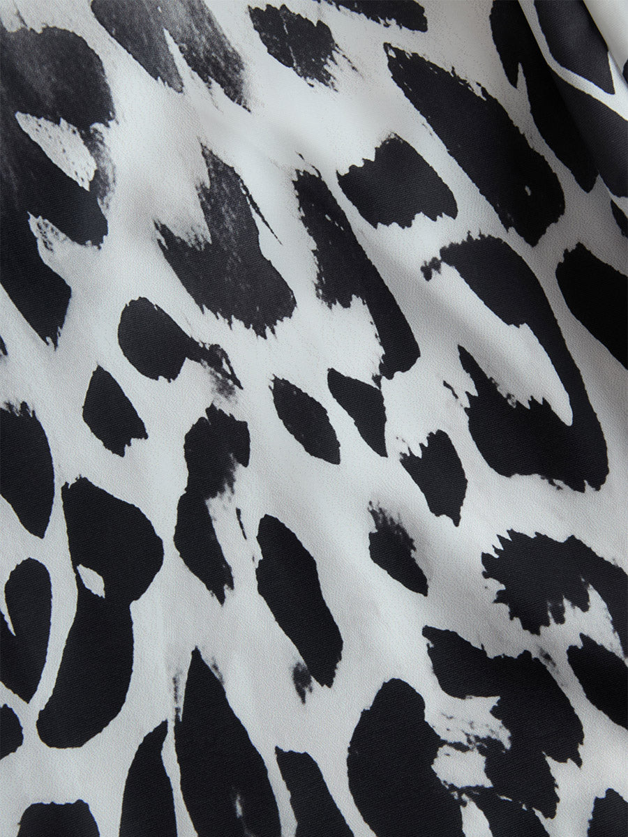 Modern And Stylish White Leopard Print Chiffon Pants